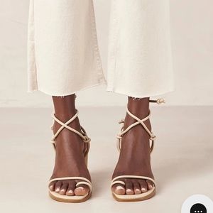 Alohas Grace Corn Sandal - Ivory Size 41